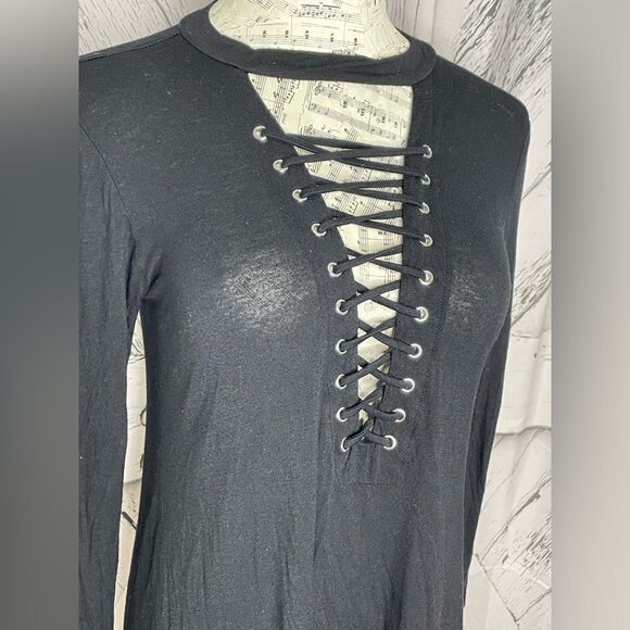 Active USA Lace Up Choker Neck Long Sleeve Top Black M - Picture 2 of 6